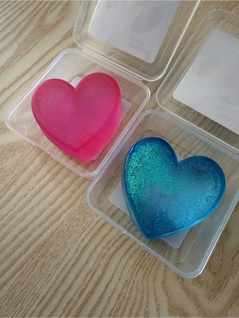 Glitter Heart Squish- WITH CASE! 1 piece
